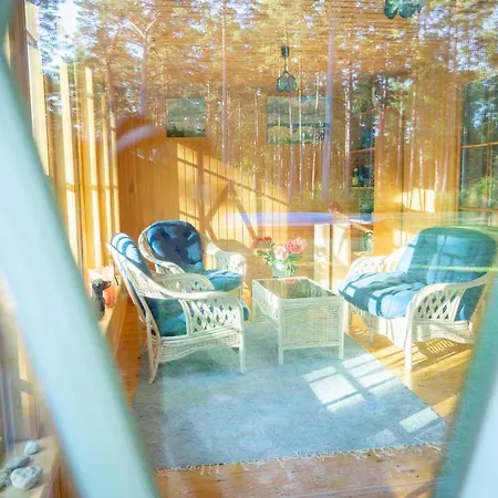 Tahkuna Puhkekeskus Nyaraló *