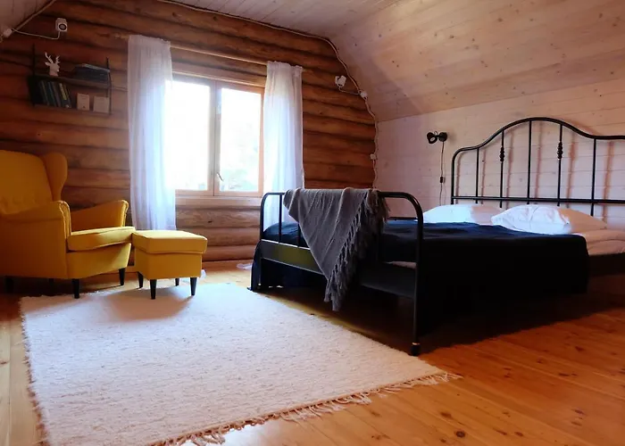 Tahkuna Puhkekeskus * HIIUMAA